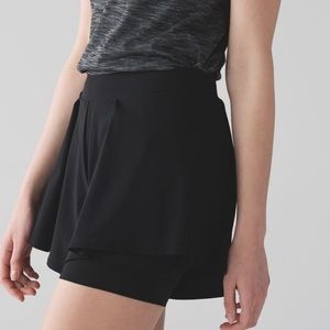 Cruise Shorts Lululemon built in Spandex  - New with Tags